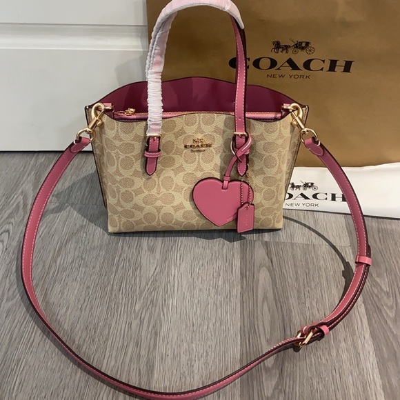 💗💗Coach Pink Signature Canvas Crossbody Tote - Picture 3 of 8